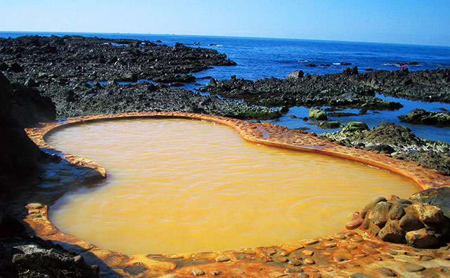 黄金崎不老ふ死温泉