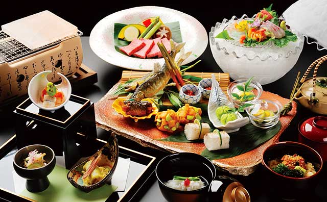 竹泉荘　ＣＨＩＫＵＳＥＮＳＯ　ＯＮＳＥＮ