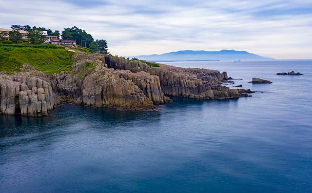 東尋坊 空からのイメージ