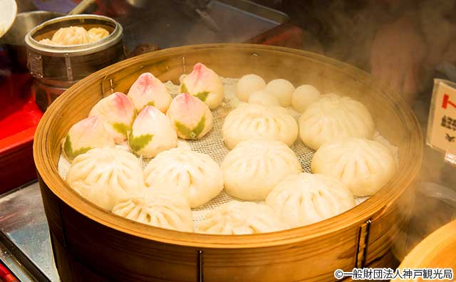 食べ歩きグルメのイメージ　©一般財団法人神戸観光局