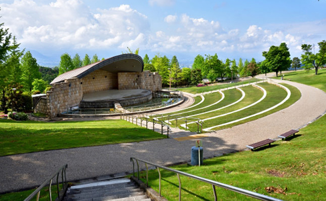 笛吹川フルーツ公園