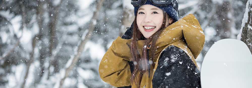 【リスト付き】スノボ旅行の持ち物を泊まり・日帰りに分けて解説