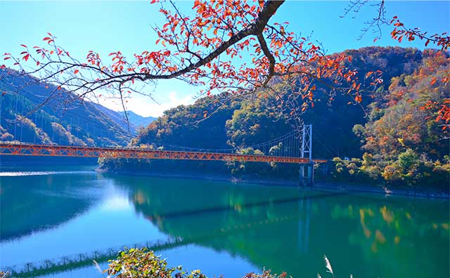 九頭竜湖
