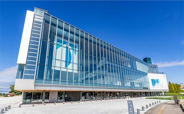 富山県美術館