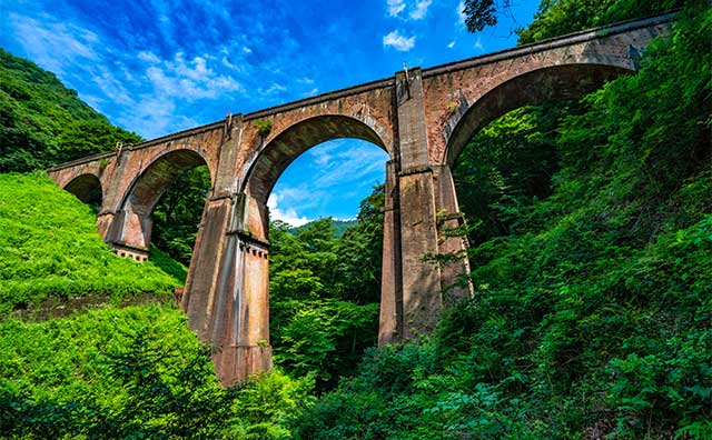 碓氷第三橋梁 (めがね橋)
