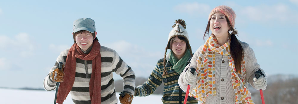 春スキーなら冬が終わっても滑れる！春スキーをするときのポイントやおすすめのスキー場を紹介