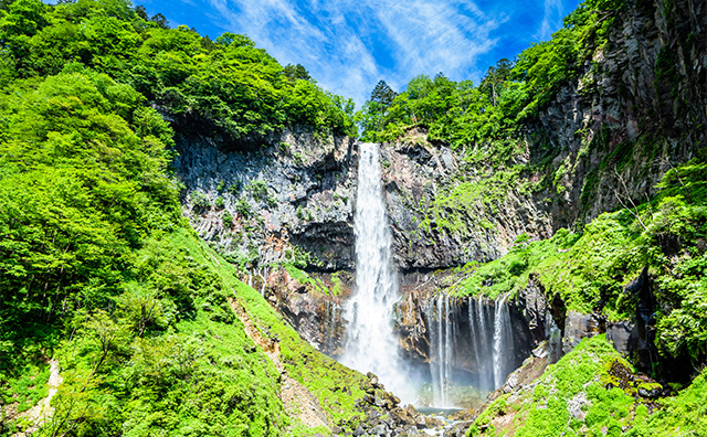 華厳ノ滝　新緑