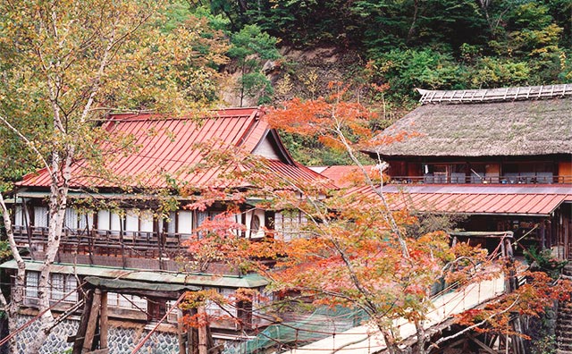 宝川温泉