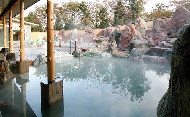 金太郎温泉　庭園大露天風呂