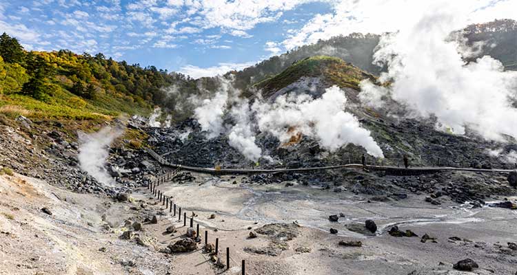 【徹底比較】玉川温泉と新玉川温泉の違いは？強酸性の湯と岩盤浴で静養しよう