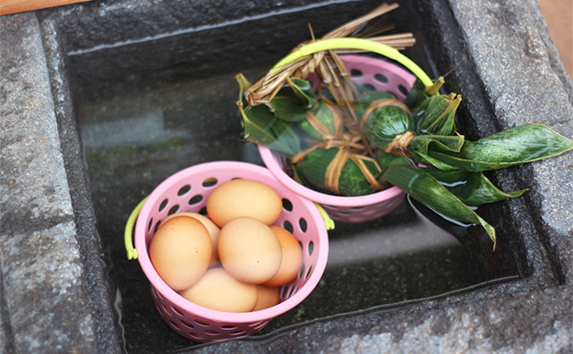 温泉卵づくり