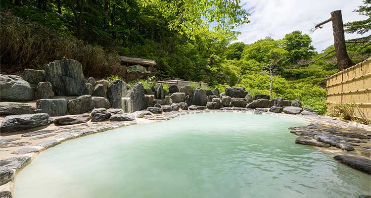 福島県でおすすめの温泉13選！訪れてみたい人気の温泉宿もご紹介