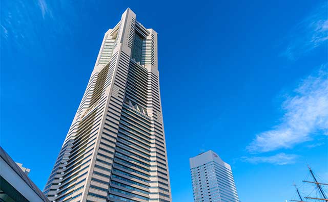 横浜ランドマークタワー