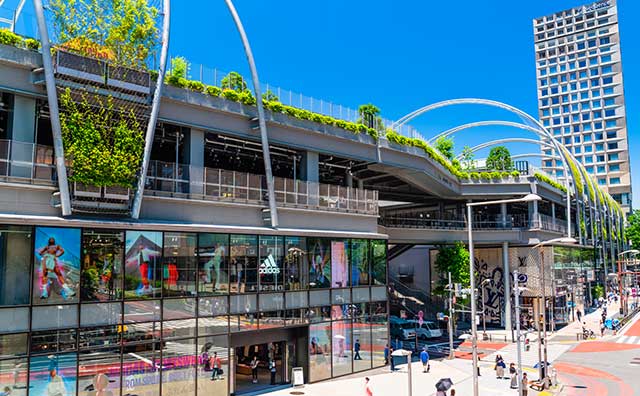 MIYASHITA PARK（ミヤシタパーク）