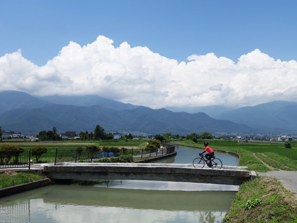 憧れの安曇野へロードバイク旅。壮大な北アルプスを駆け抜ける