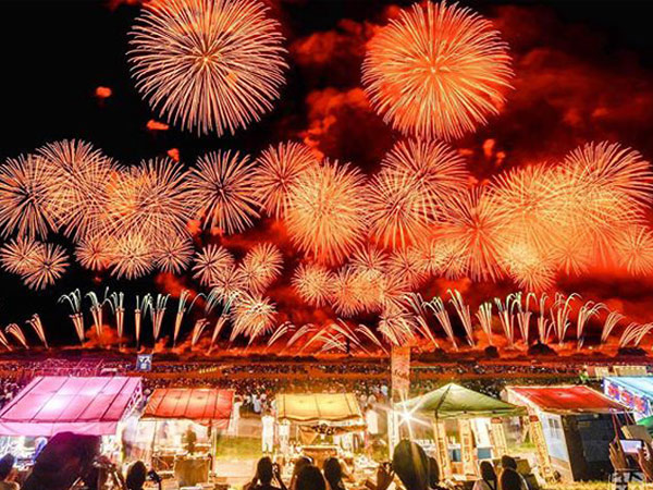 大曲花火大会、酒田花火ショー…夏に行きたい花火大会
