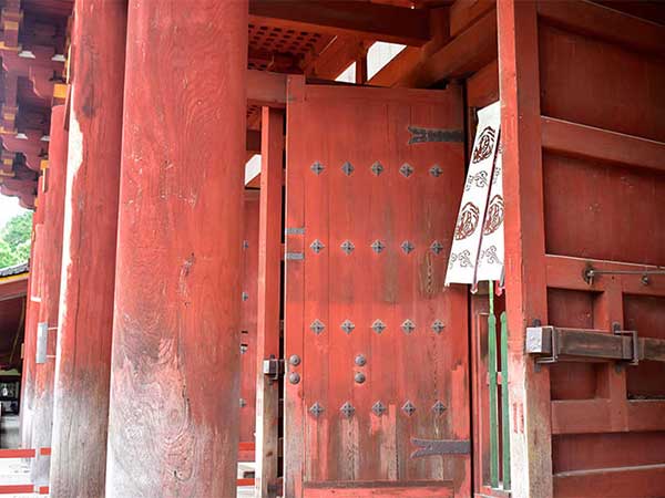 奈良・東大寺と春日大社。御朱印帳を片手に散策する御朱印旅