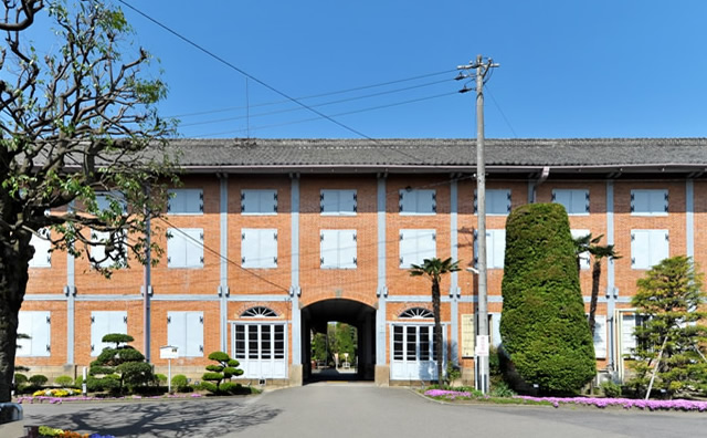 富岡製紙場_正面
